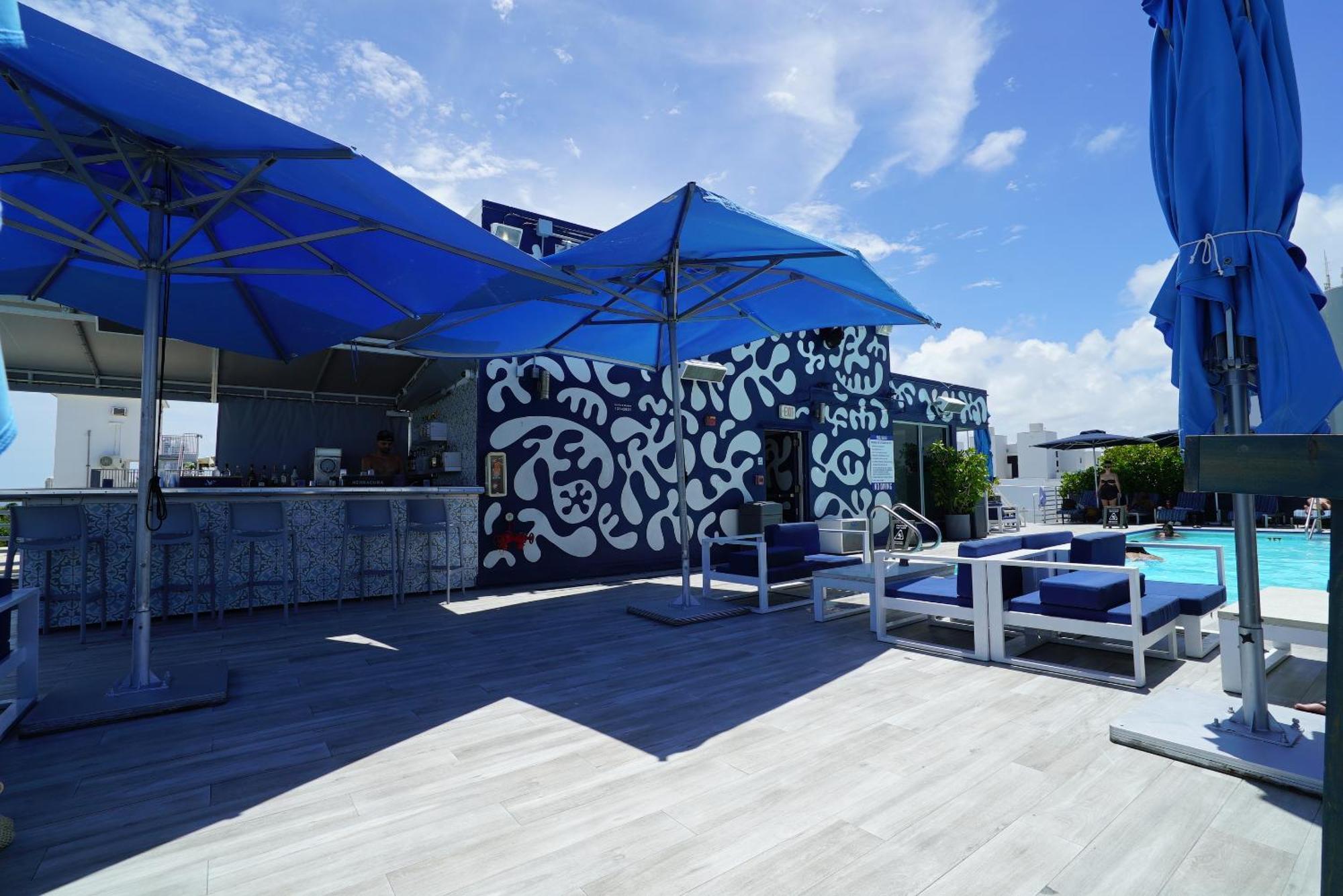 Deluxe Apartments At The Congress — Photos 1